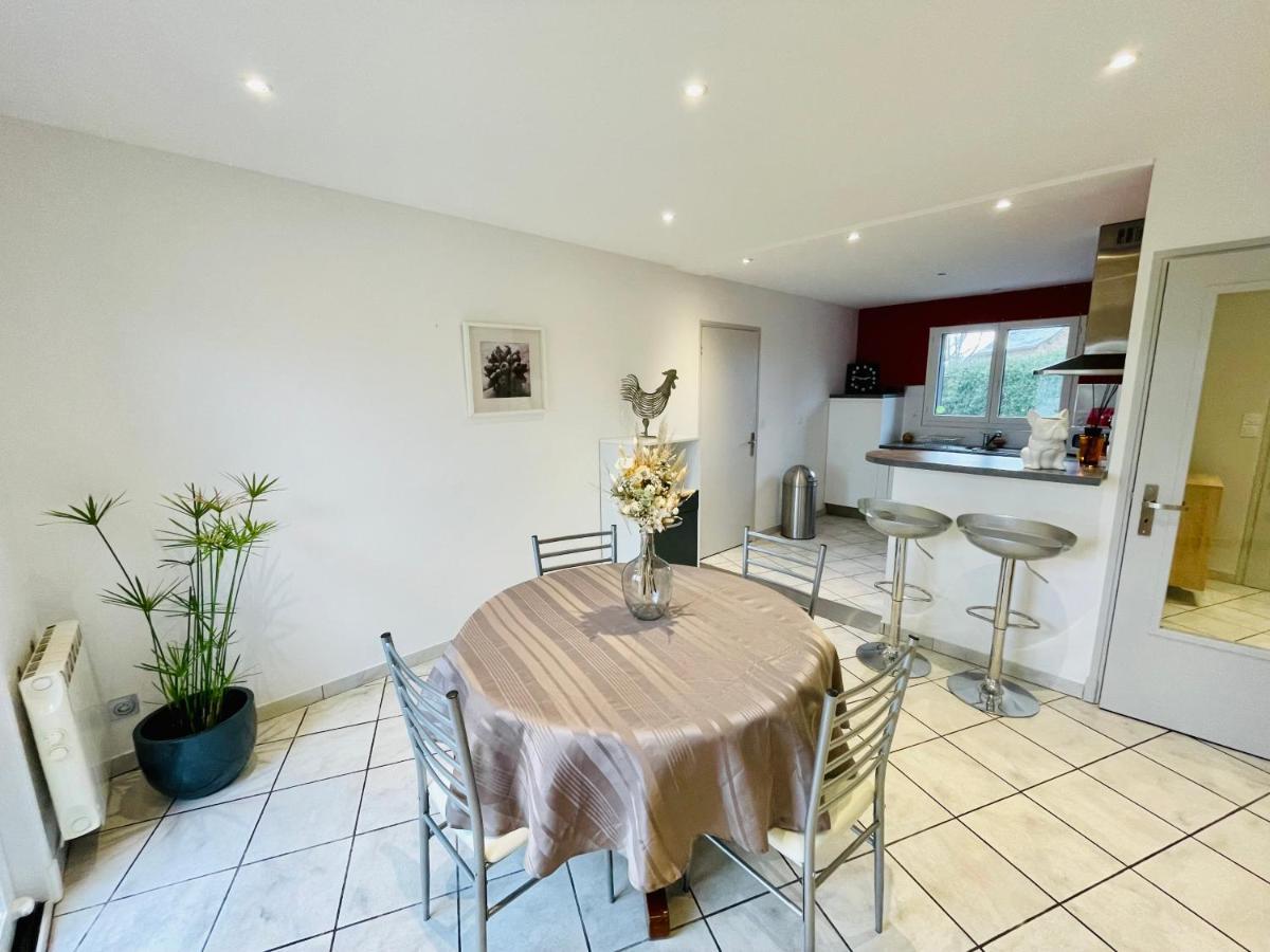Maison T2 De 70 M2 Avec Jardin Et Veranda Rignac  Екстериор снимка